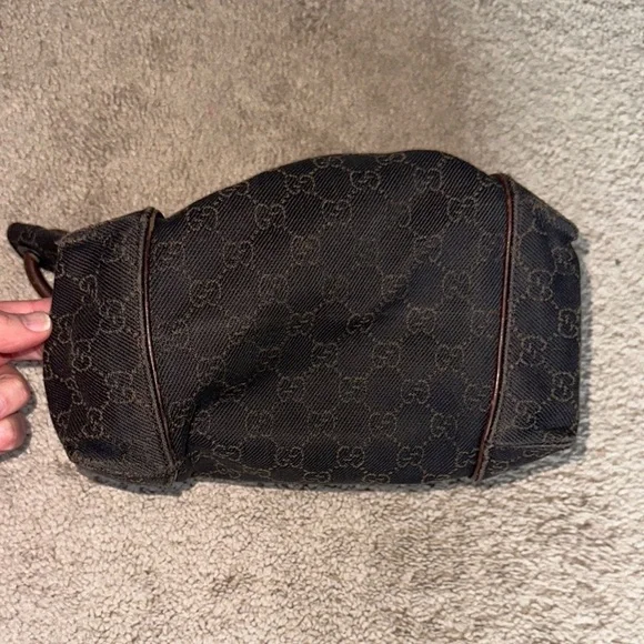 Gucci GG Vintage Canvas Zippered Hobo Bag Black Brown - Picture 3 of 10